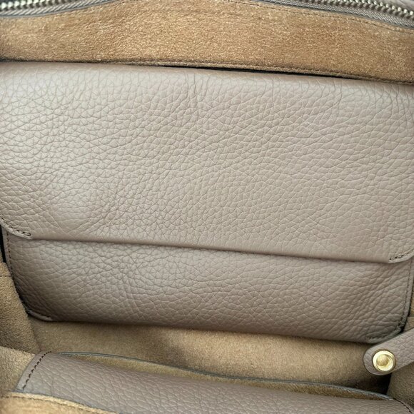 Cuyana Small Easy Zipper Tote in Cappuccino with matching Cuyana System Flap Bag - Picture 4 of 4